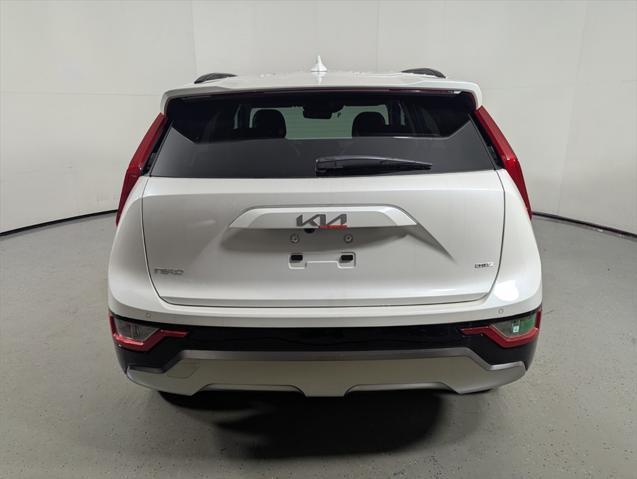 new 2025 Kia Niro car, priced at $34,805