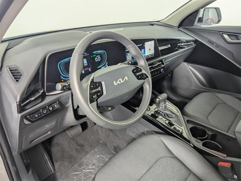 new 2025 Kia Niro car, priced at $33,540