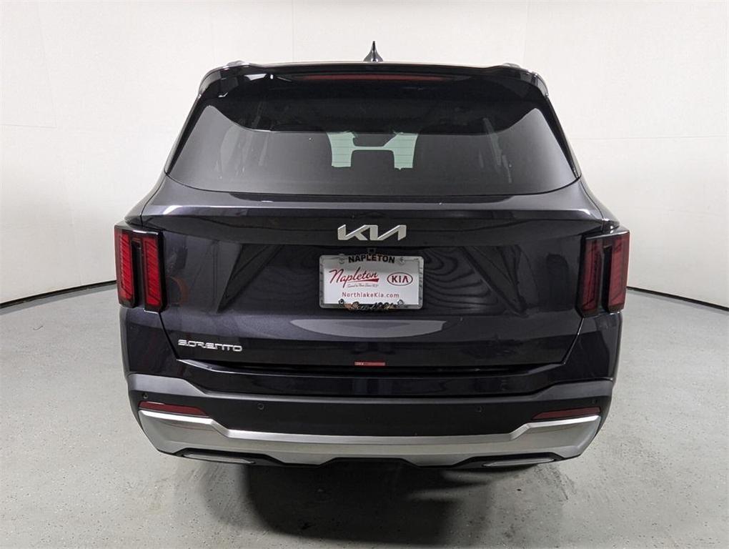 new 2025 Kia Sorento car, priced at $35,191