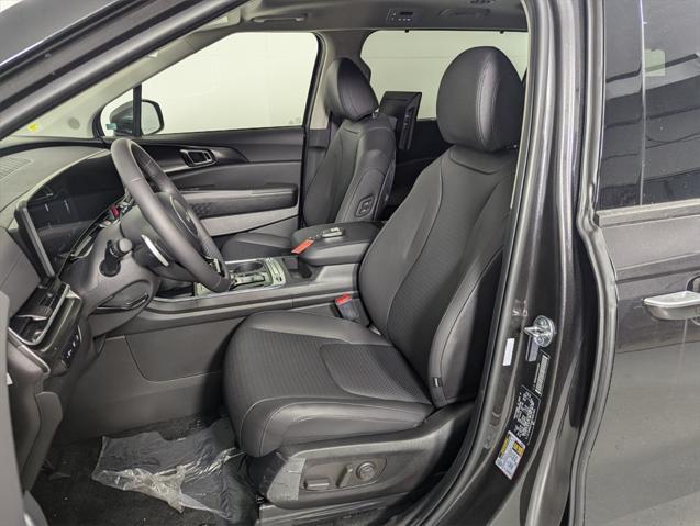 new 2025 Kia Carnival Hybrid car, priced at $56,835