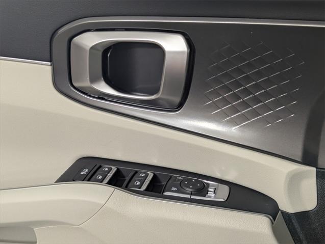 new 2025 Kia Sorento car, priced at $38,180