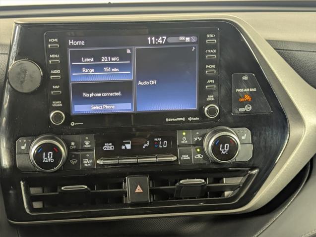 used 2021 Toyota Highlander car, priced at $30,691