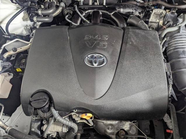 used 2021 Toyota Highlander car, priced at $30,691