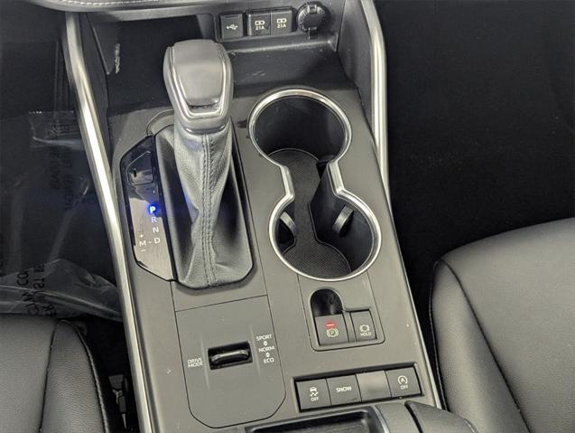 used 2021 Toyota Highlander car, priced at $30,691
