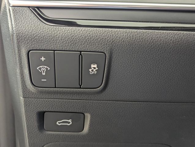 new 2025 Kia K5 car, priced at $33,500