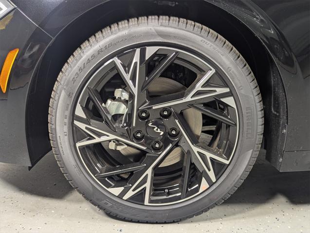 new 2025 Kia K5 car, priced at $33,500