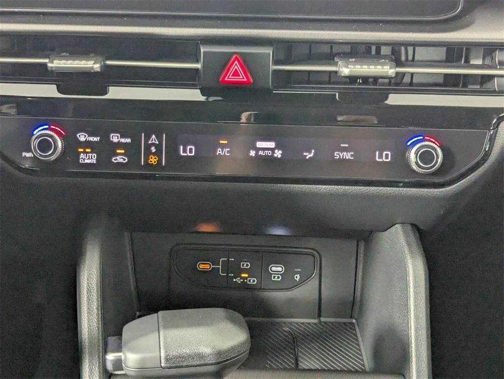 new 2026 Kia Sportage car, priced at $32,215