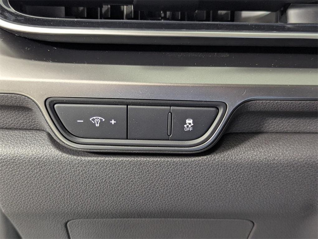 new 2025 Kia Carnival car, priced at $49,653