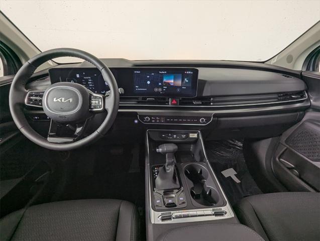 new 2025 Kia Carnival car, priced at $50,721
