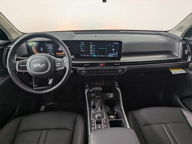 new 2025 Kia Sorento car, priced at $38,450