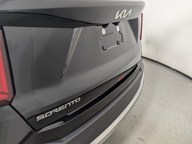new 2025 Kia Sorento car, priced at $38,450