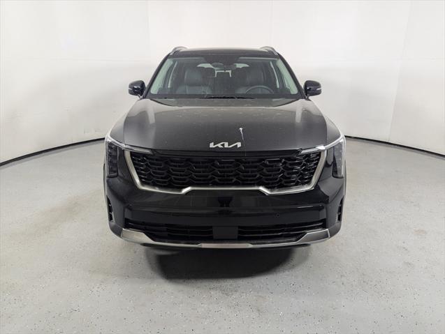new 2025 Kia Sorento car, priced at $38,220