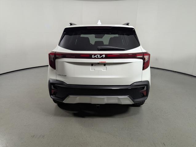 new 2025 Kia Seltos car, priced at $28,790