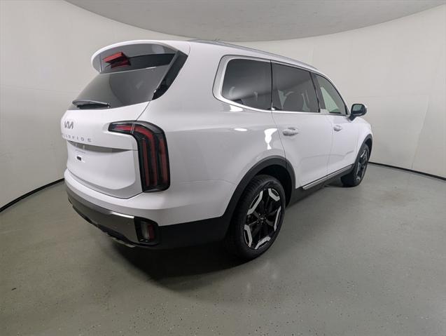 new 2025 Kia Telluride car, priced at $42,014