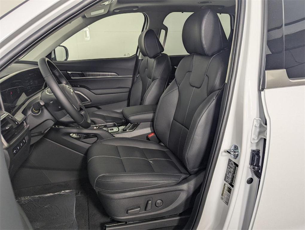 new 2025 Kia Telluride car, priced at $44,225