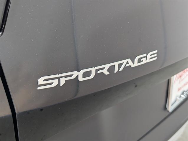 new 2025 Kia Sportage car, priced at $28,990