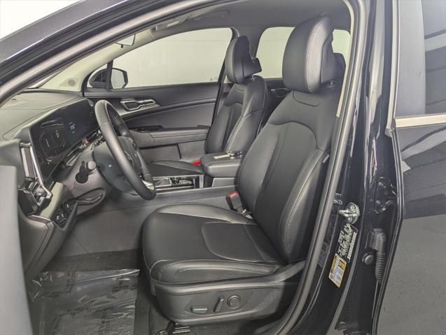 new 2025 Kia Sportage car, priced at $29,298