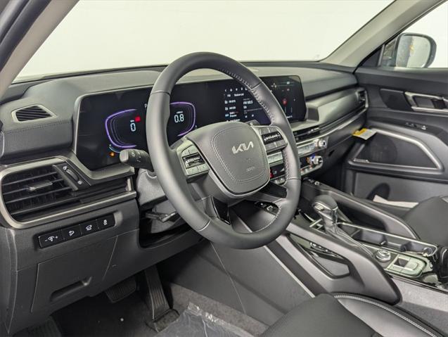 new 2025 Kia Telluride car, priced at $40,168