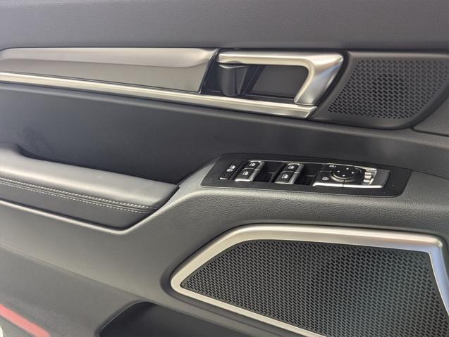 new 2025 Kia Telluride car, priced at $40,168