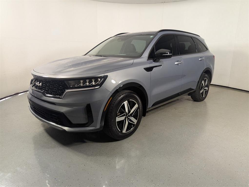 used 2023 Kia Sorento car, priced at $25,995