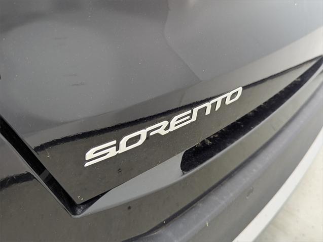 new 2025 Kia Sorento car, priced at $39,785