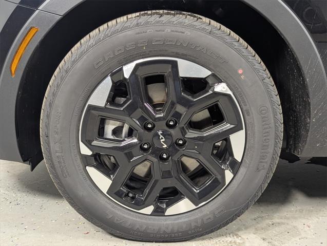 new 2025 Kia Sorento car, priced at $39,785