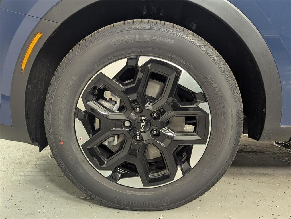 new 2026 Kia Sorento car, priced at $38,940