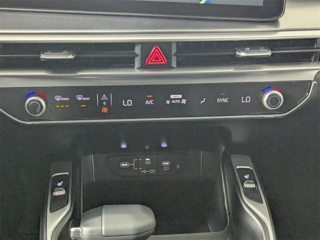 new 2026 Kia Sorento car, priced at $38,940