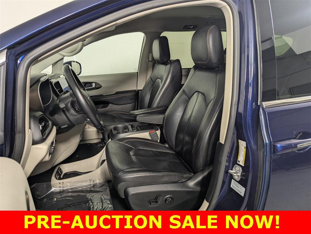 used 2017 Chrysler Pacifica car, priced at $8,995