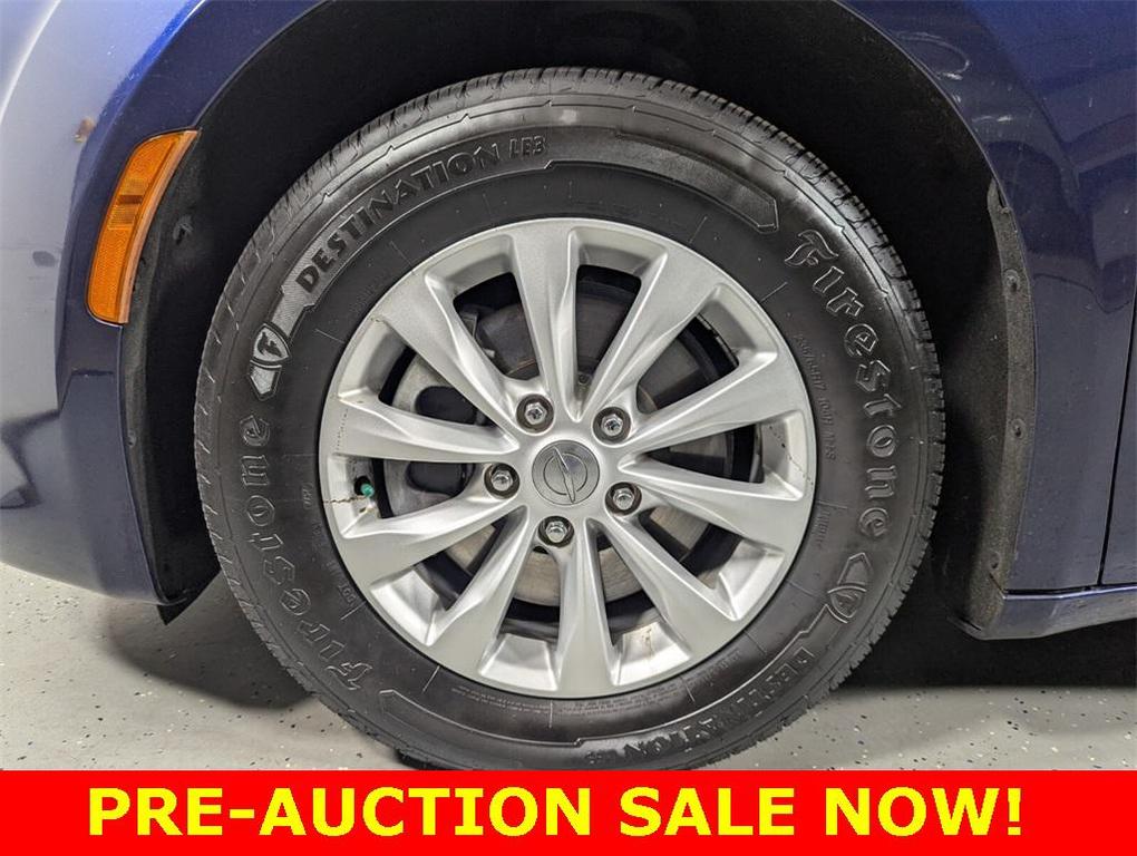 used 2017 Chrysler Pacifica car, priced at $8,995