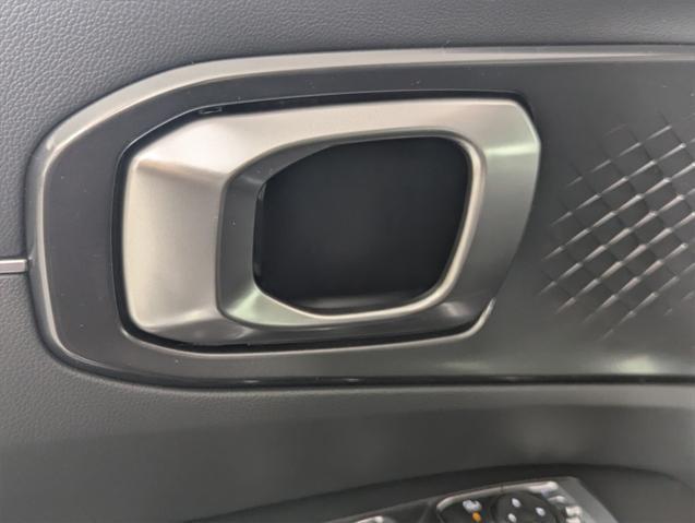 new 2025 Kia Sorento car, priced at $37,544