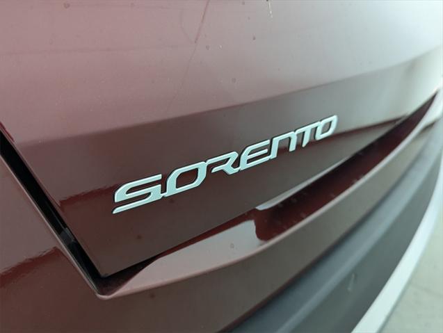 new 2025 Kia Sorento car, priced at $37,544