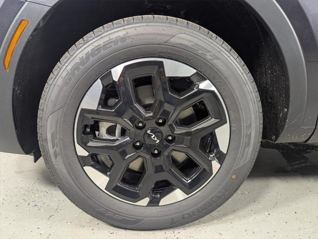 new 2025 Kia Sorento car, priced at $36,775