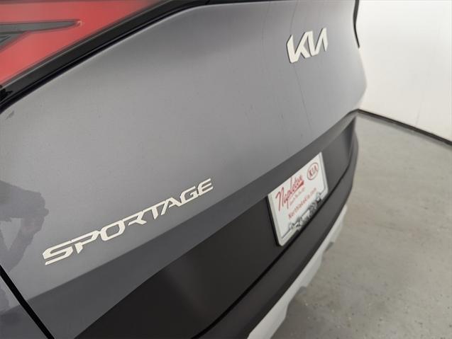 new 2025 Kia Sportage car, priced at $31,046