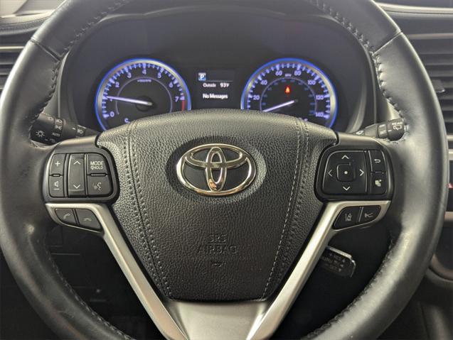 used 2019 Toyota Highlander car, priced at $25,995