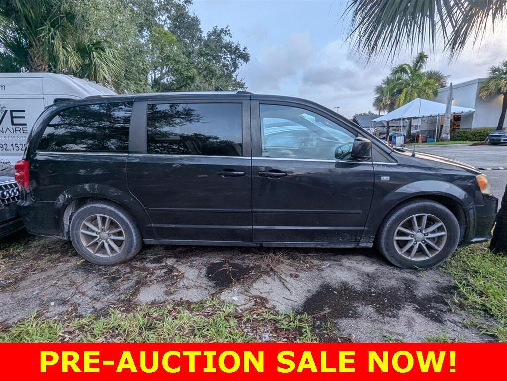 used 2014 Dodge Grand Caravan car, priced at $1,995