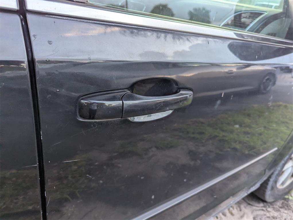 used 2014 Dodge Grand Caravan car, priced at $1,995