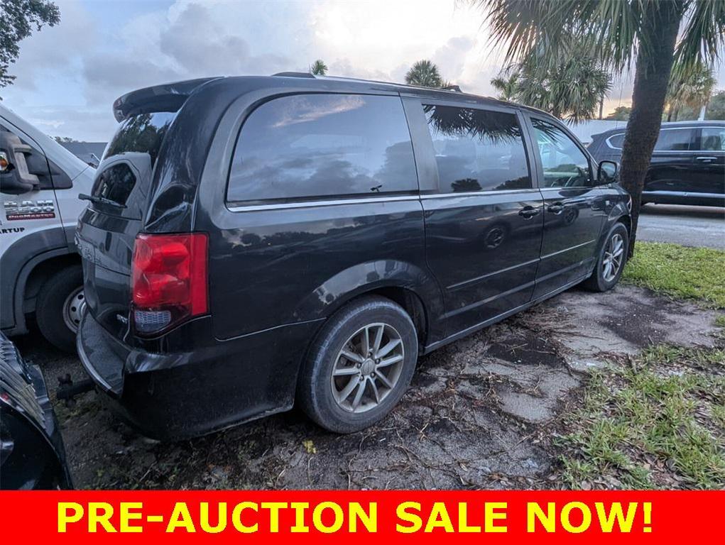 used 2014 Dodge Grand Caravan car, priced at $1,995