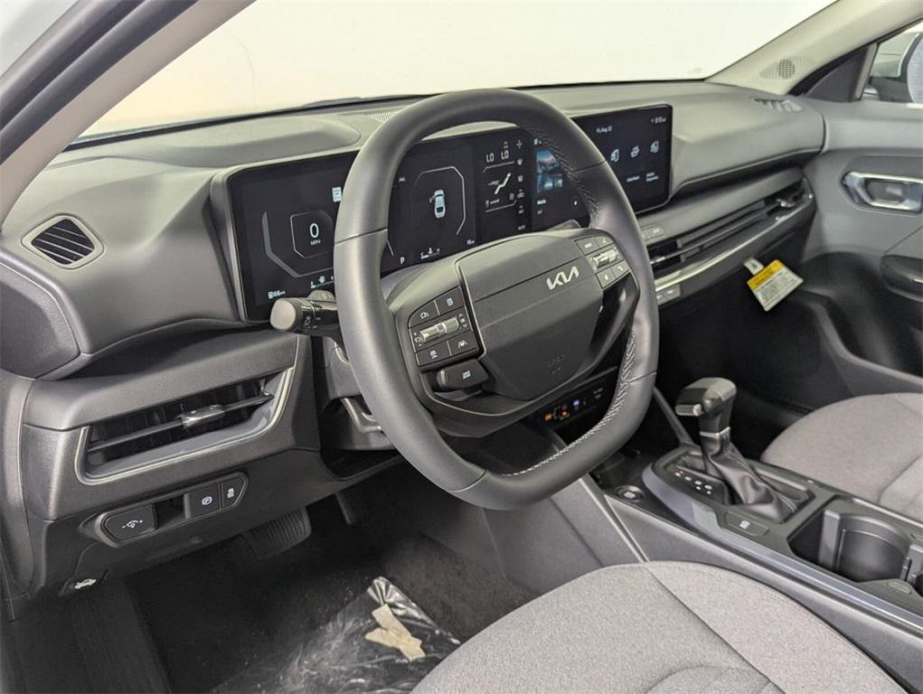 new 2025 Kia K4 car, priced at $24,192