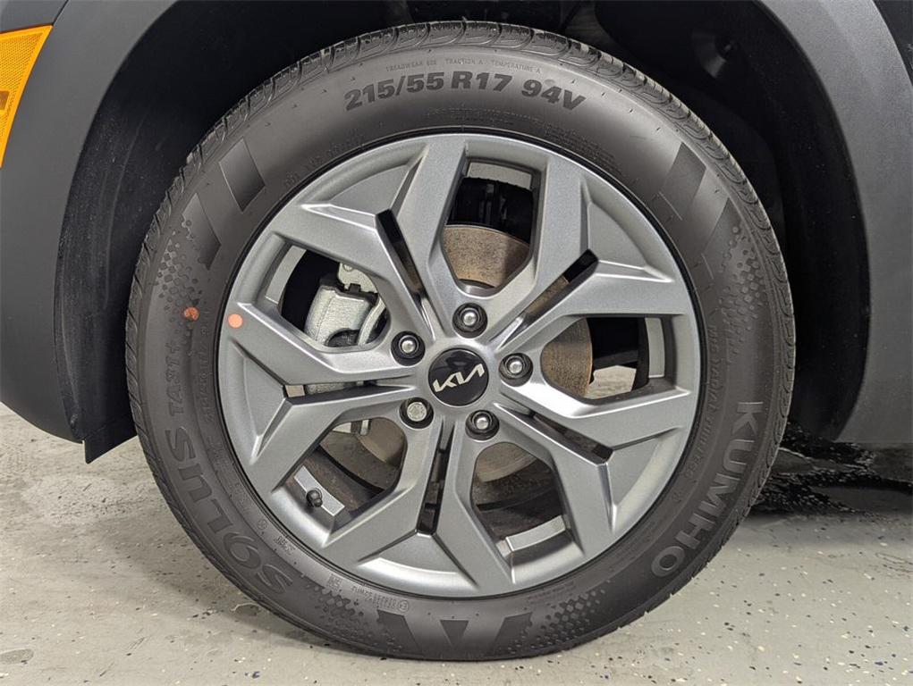 new 2026 Kia Seltos car, priced at $24,387