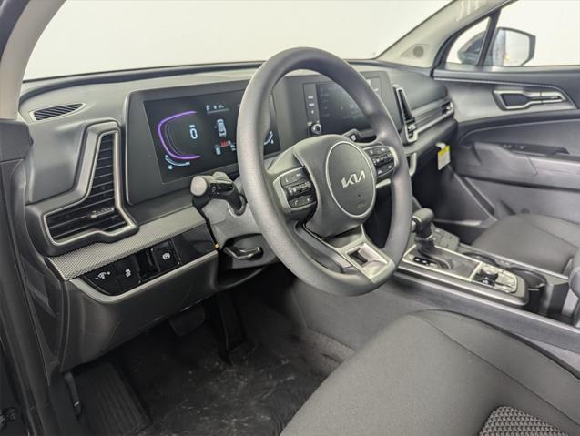 new 2025 Kia Sportage car, priced at $30,260