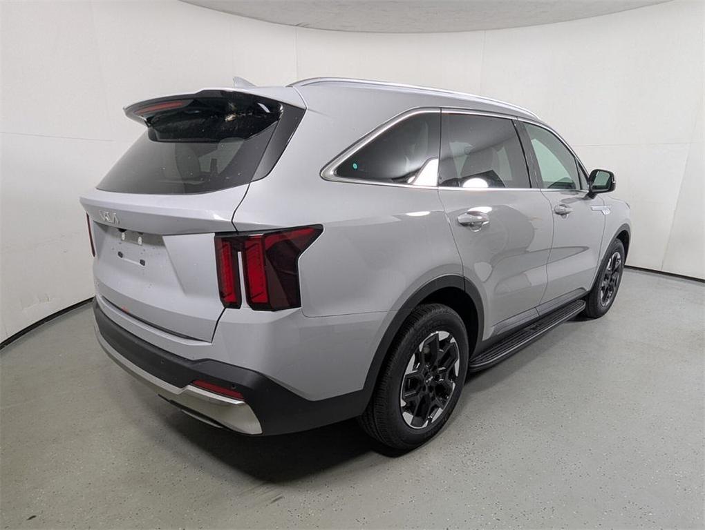 new 2025 Kia Sorento car, priced at $37,063