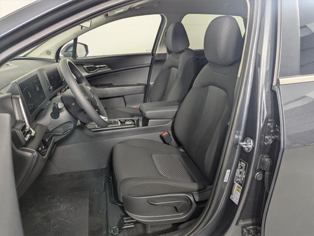 new 2025 Kia Sportage car, priced at $31,155