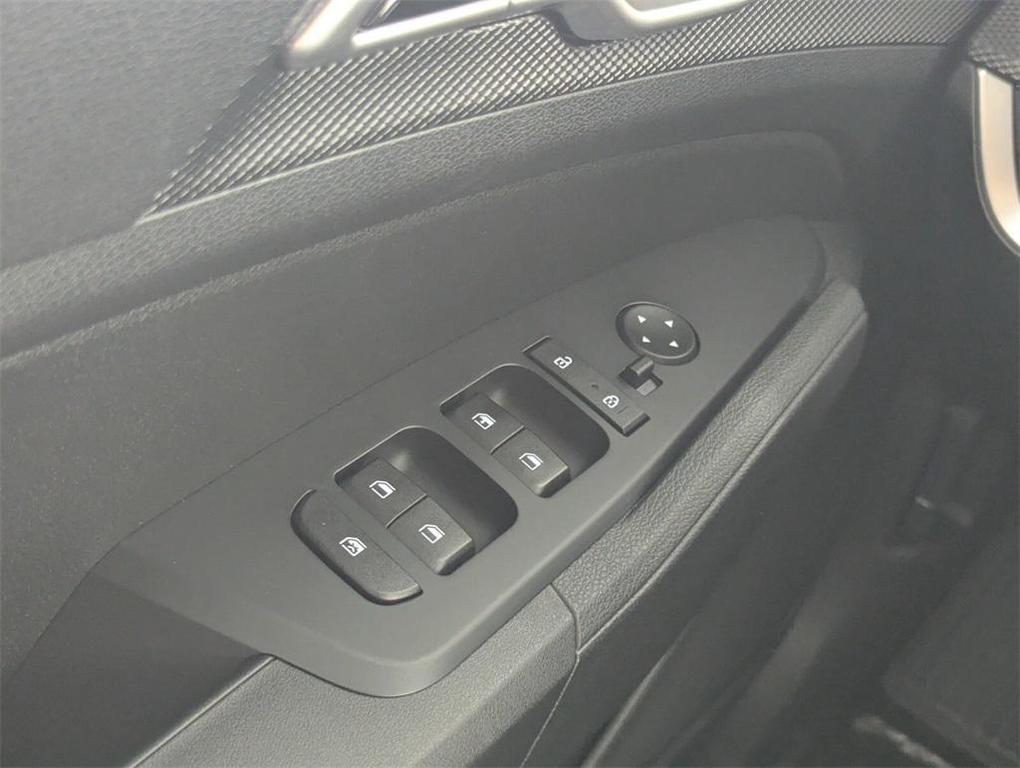 new 2025 Kia Sportage car, priced at $29,597