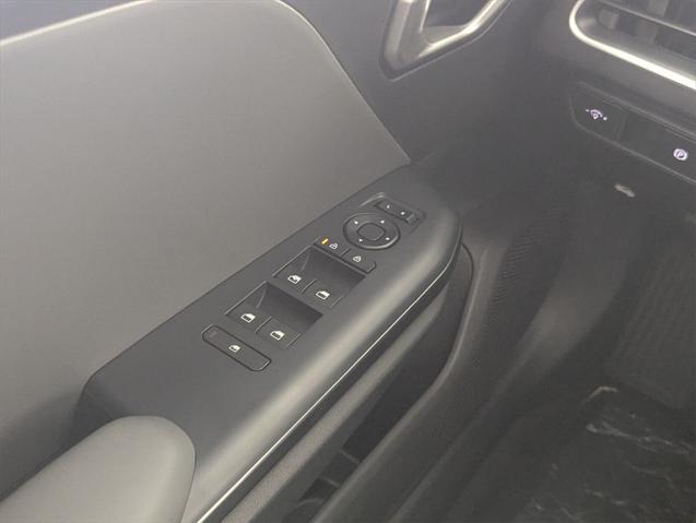new 2025 Kia K4 car, priced at $24,340