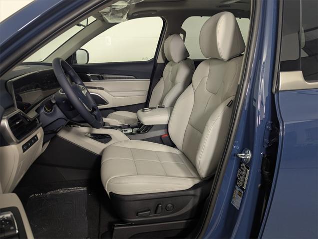new 2025 Kia Telluride car, priced at $42,774