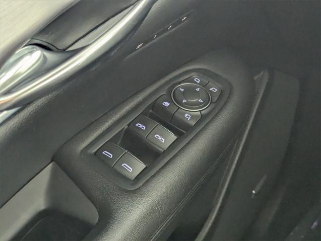 used 2018 Cadillac XT5 car, priced at $17,591