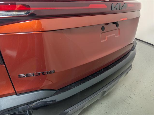 new 2025 Kia Seltos car, priced at $30,850