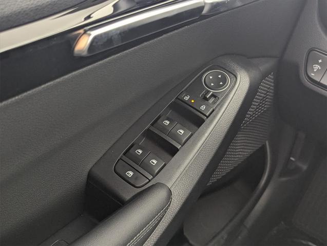 new 2025 Kia Seltos car, priced at $30,850