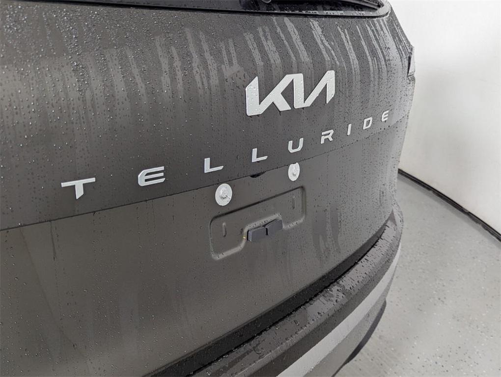 new 2025 Kia Telluride car, priced at $43,194